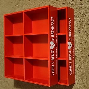 Cupid's bed & breakfast decor create